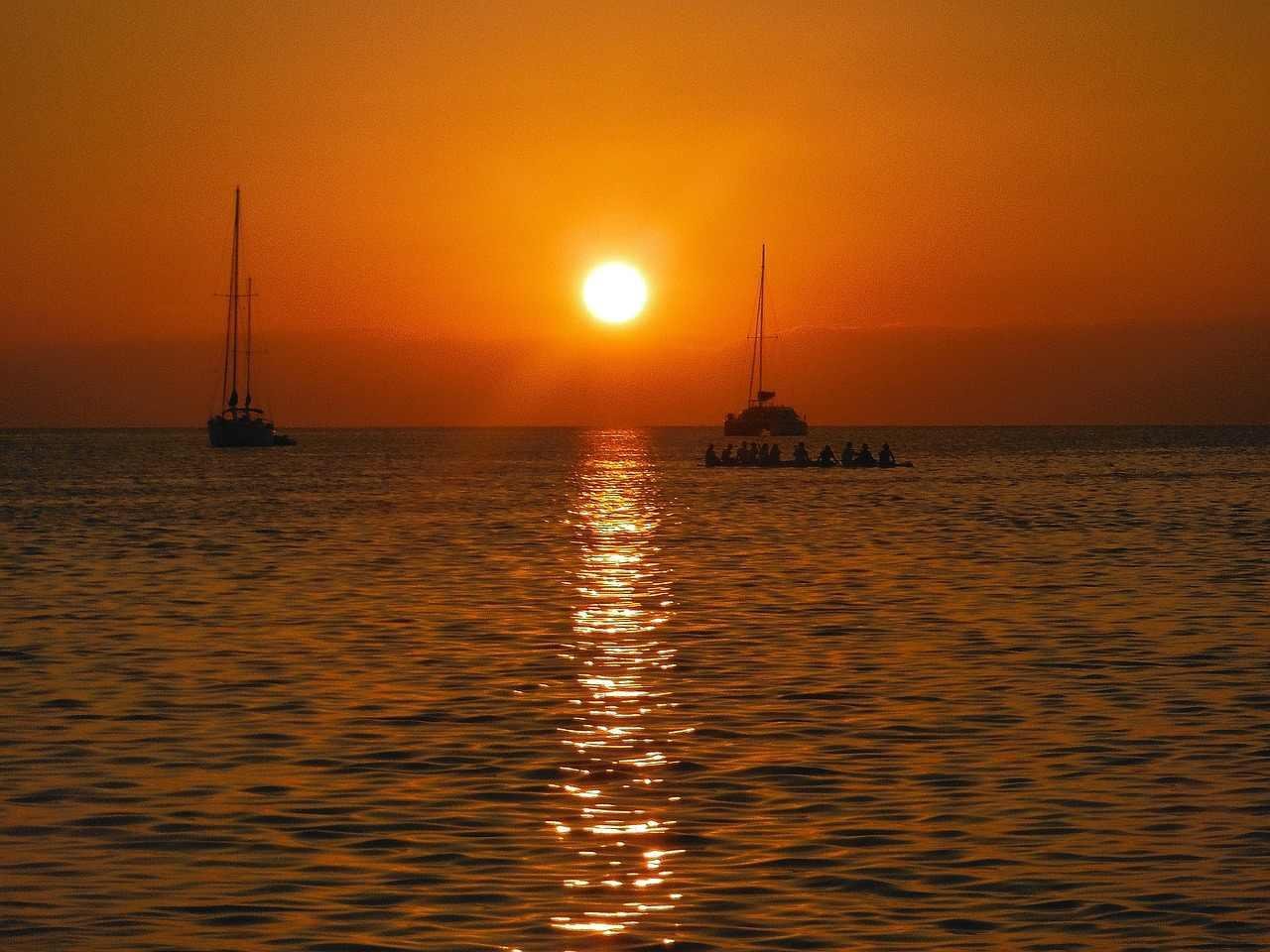 Malaga: Catamaran Sailing Trip with Sunset Option