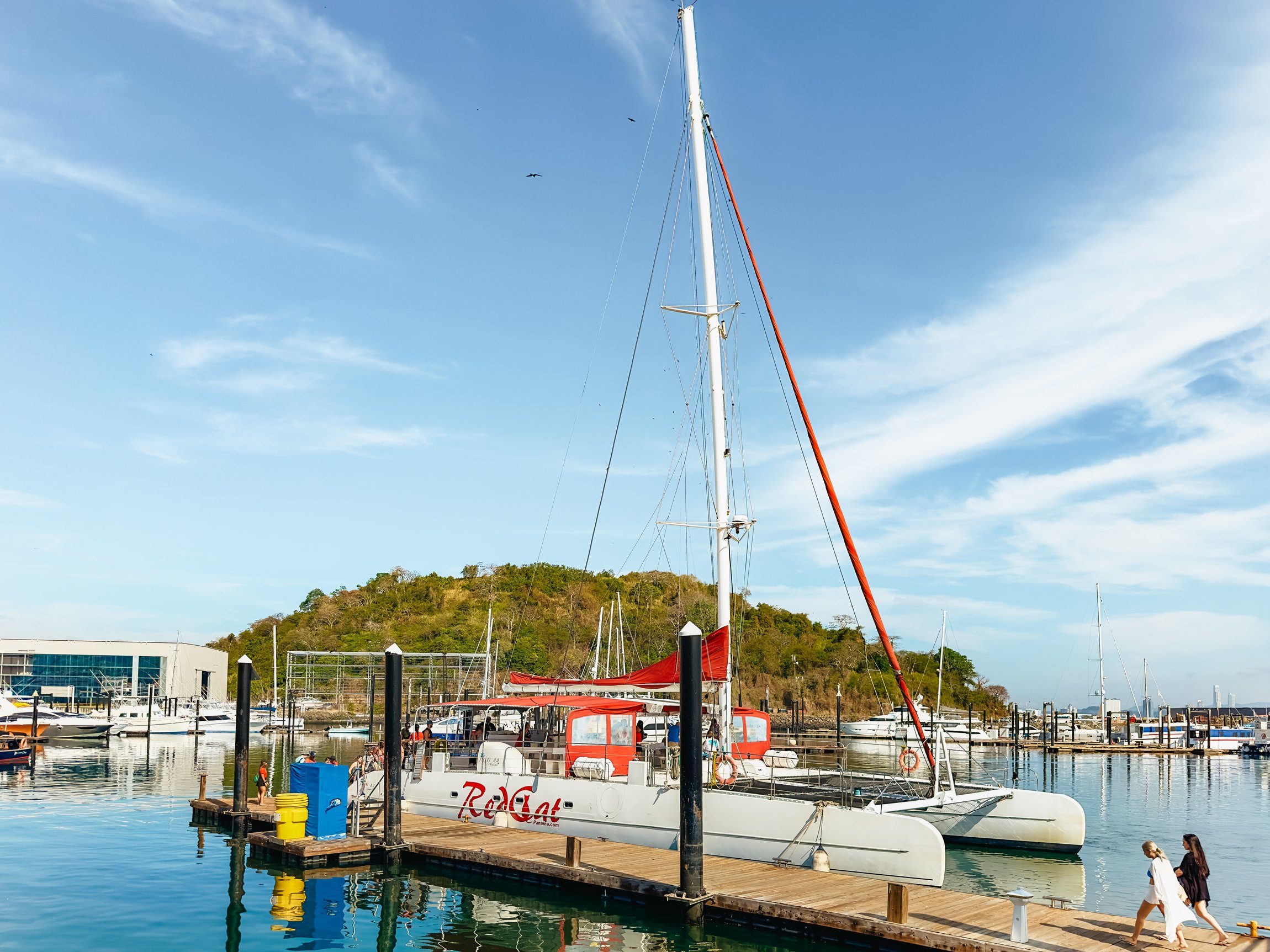 Panama: Taboga Island Catamaran Cruise with Lunch & Open Bar