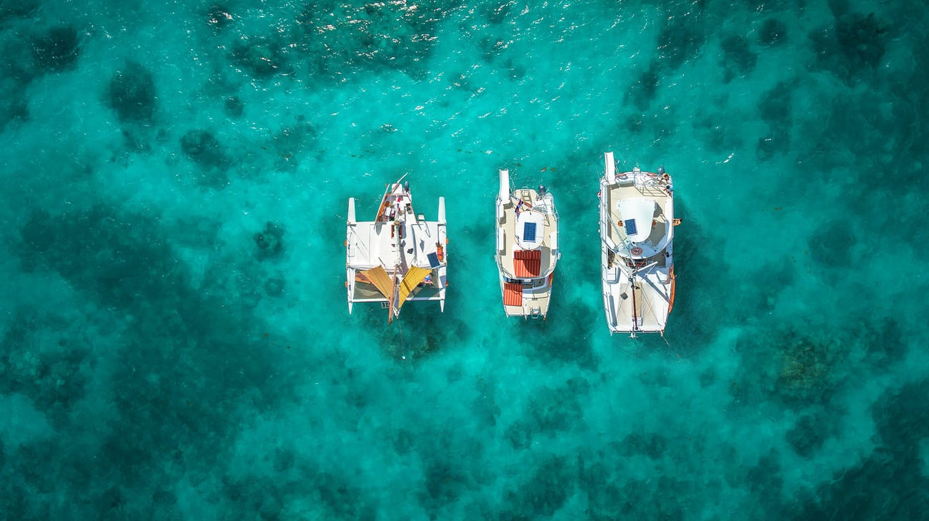 Punta Cana: Catamaran Tour with Food, Drinks, and Snorkeling